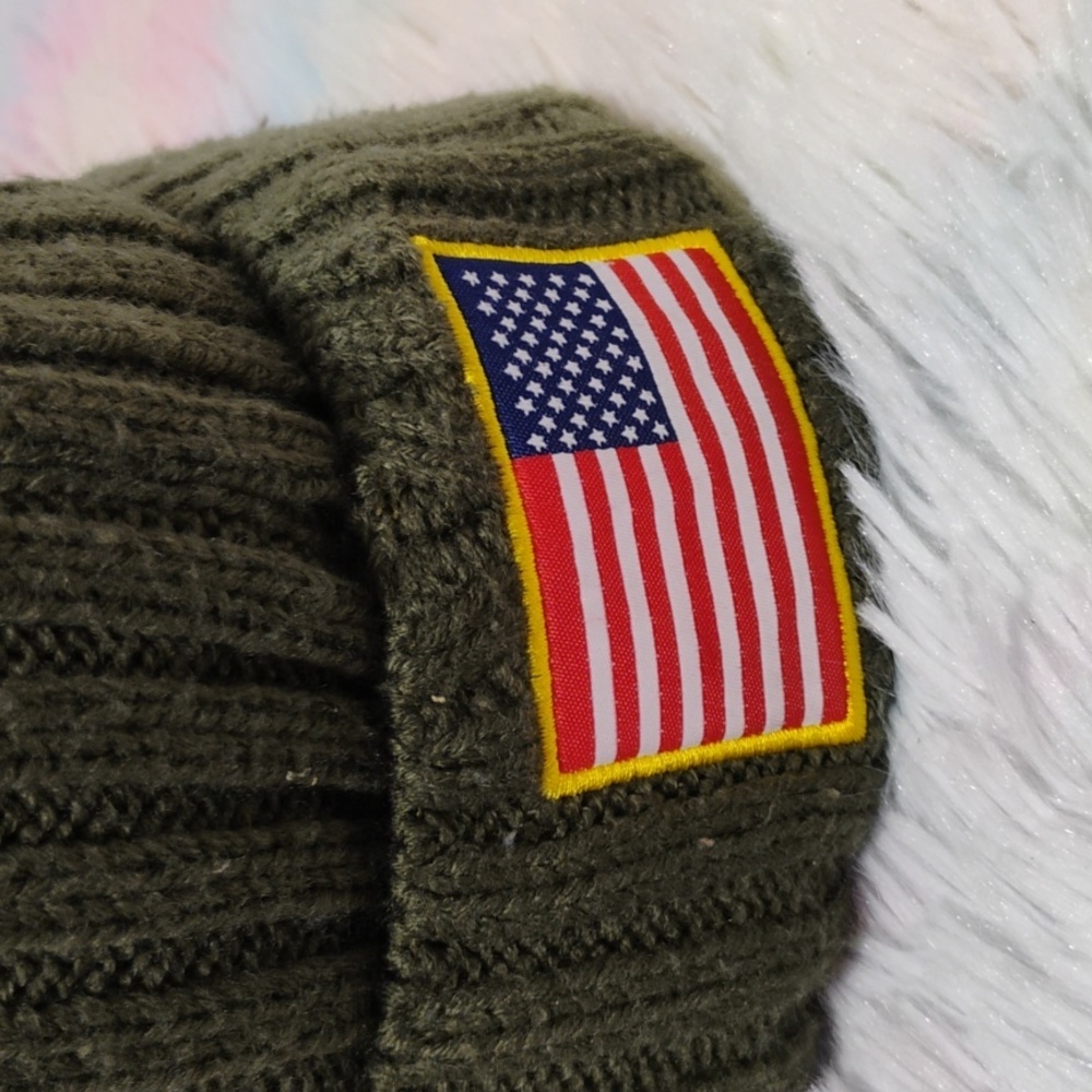 New England Patriots Salute The Troops New Era Beanie Gently Worn - Picture 6 of 10